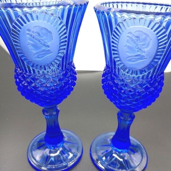 Vintage 1970s Avon Fostoria Glass goblets - Picture 3 of 7
